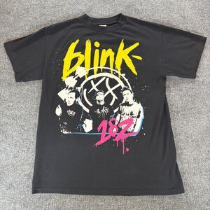 Blink-182 2009 Summer Tour T Shirt Size Medium Y2K Emo Punk Pop Punk